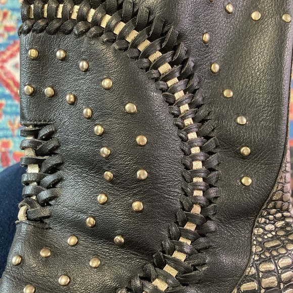 Black and Gold Leather 80s Boots - Picture 6 of 8